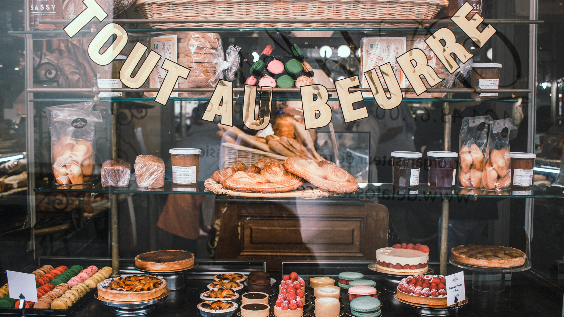 shutterstock_1551114773-1616497896