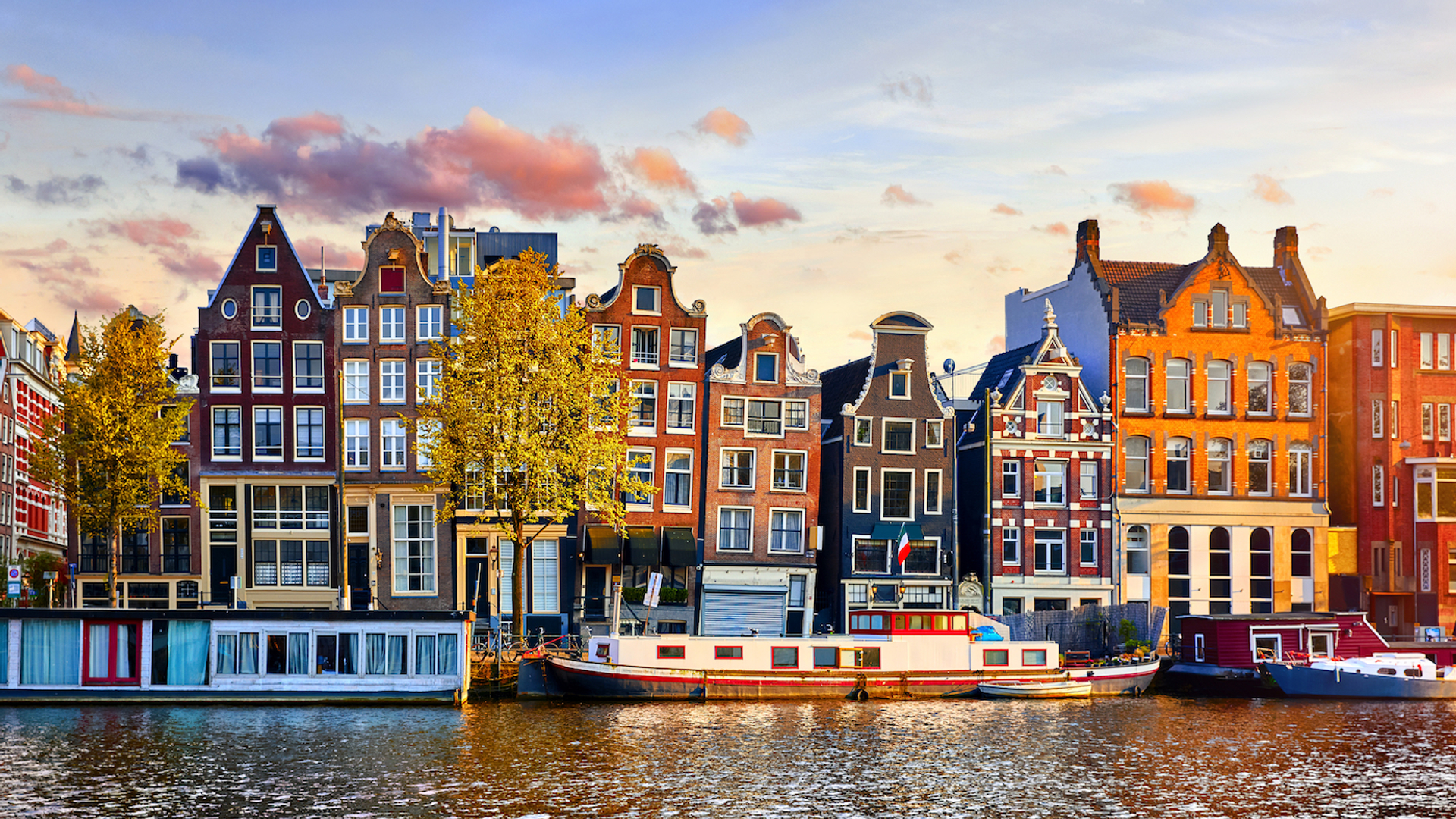 Amsterdam_Yasonya_shutterstock-1634644556