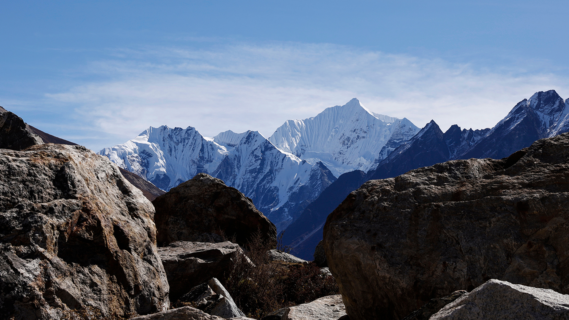 3OR_Dorje_Lakpa_Rolwaling_Nepal-1657274039