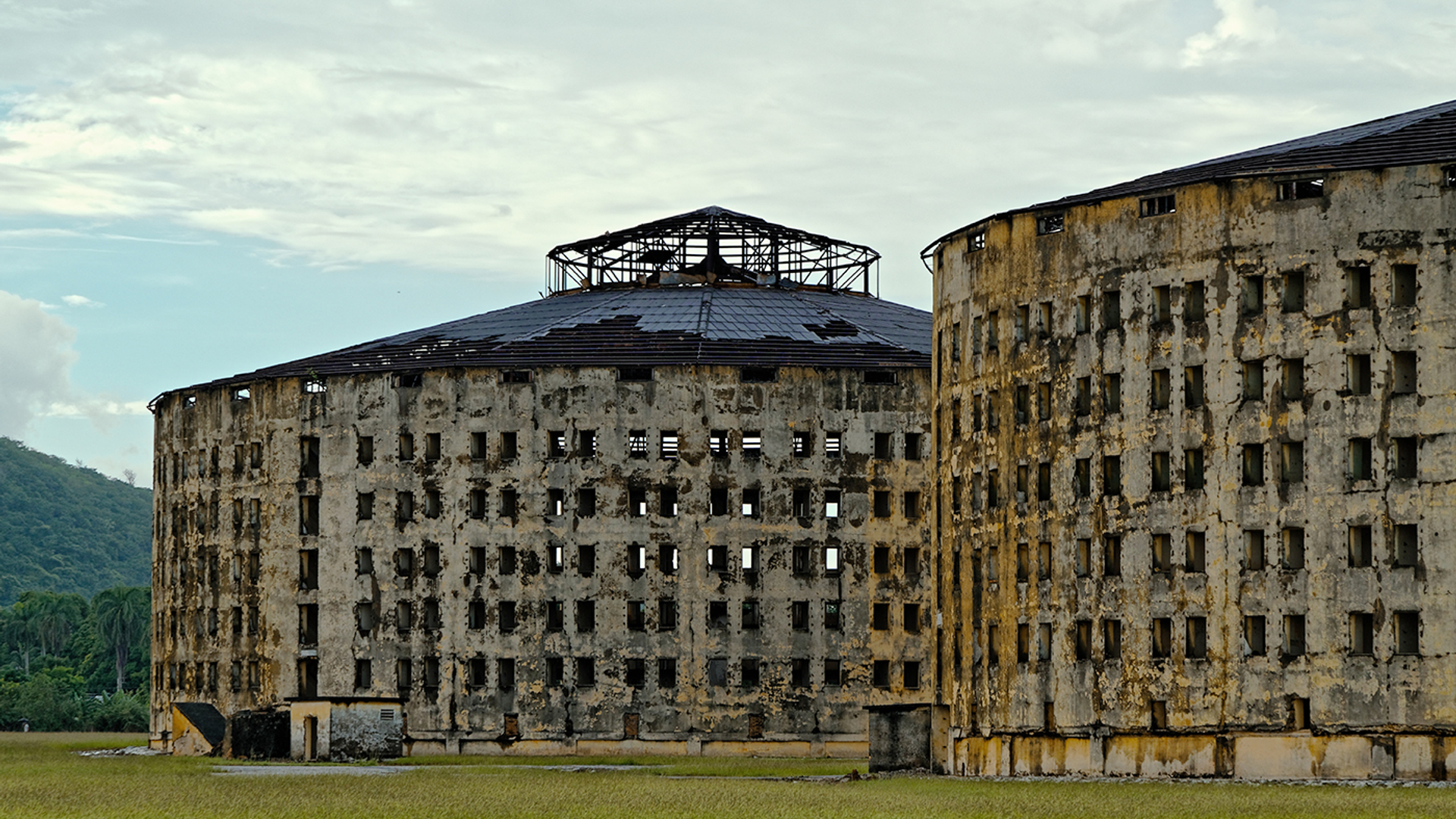 3OR_Verlaten_gevangenis_panopticum_Cuba-1662028333