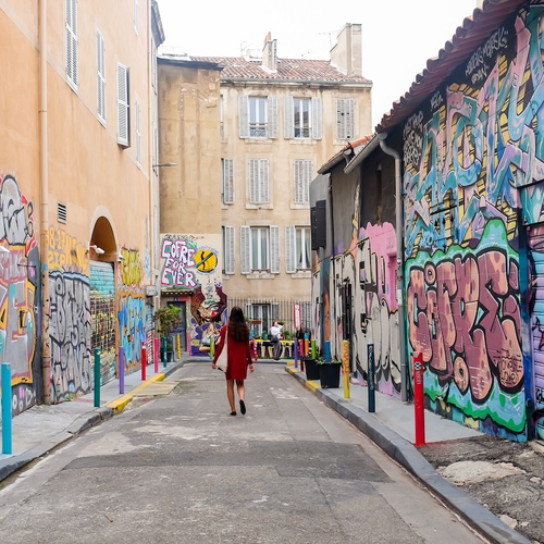 Gevormd door muziek en graffiti: dit is Marseille
