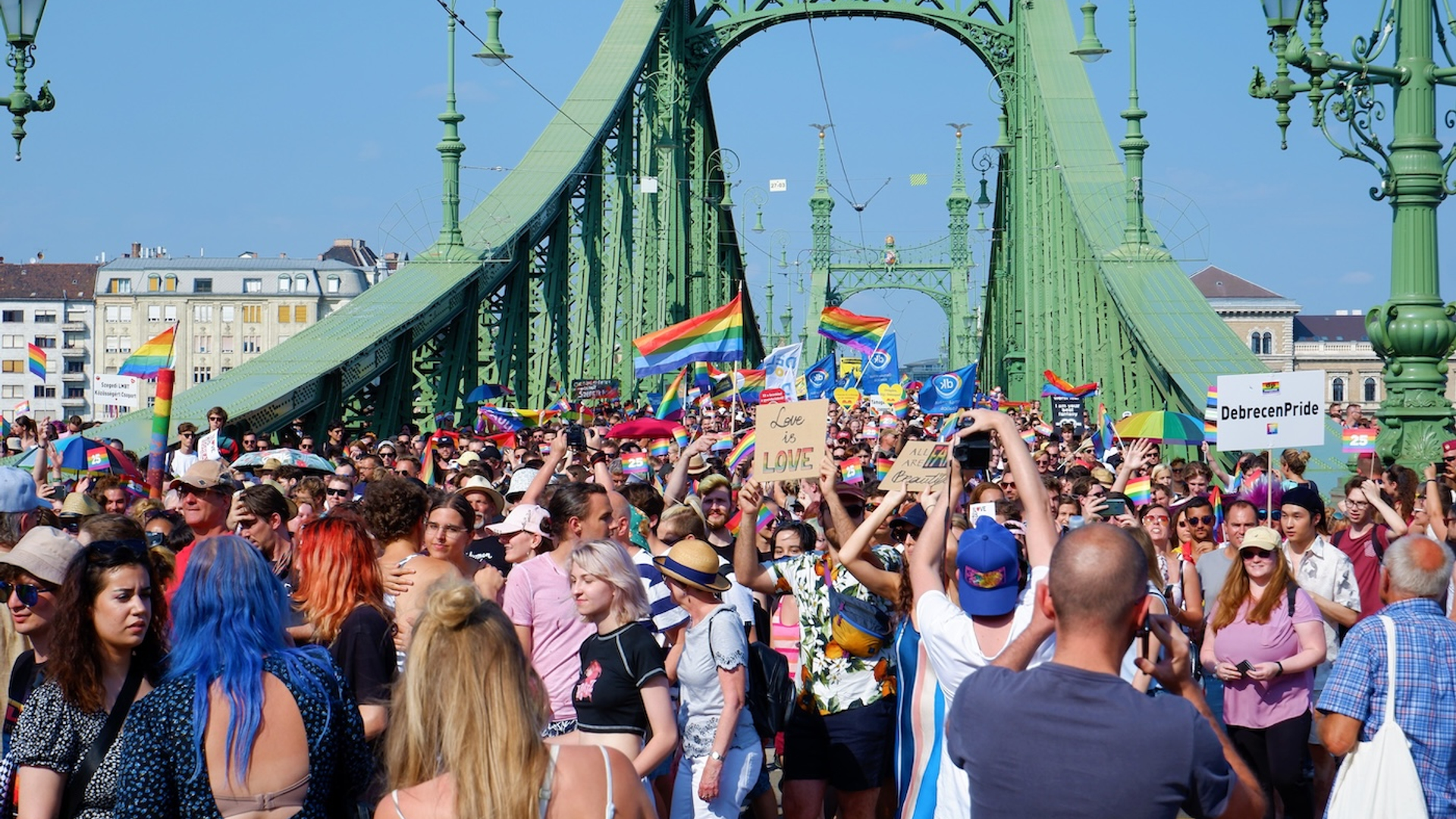 Pride__kopfoto__Raketir_-1750936986