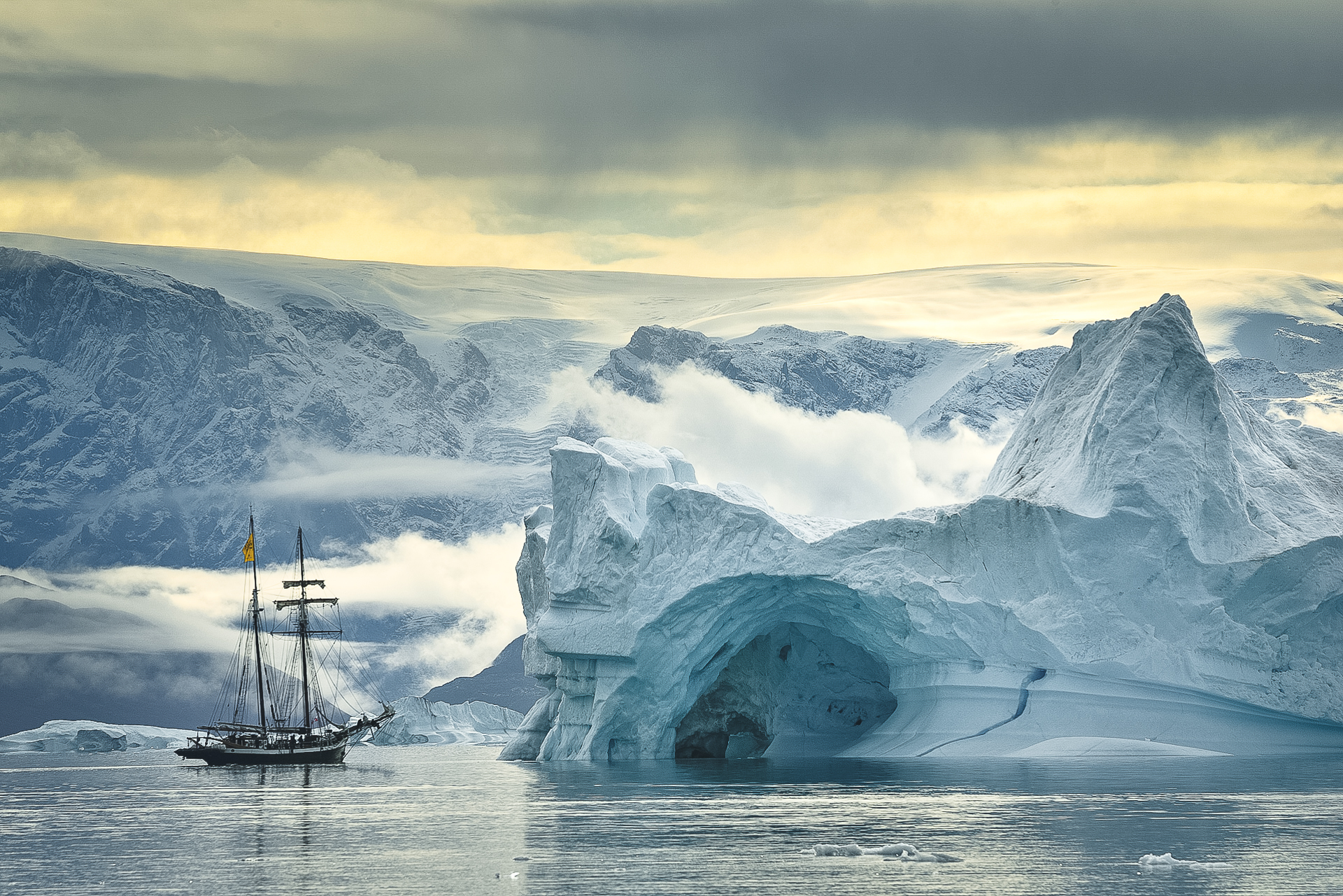 __rvar_Atli__orgeirsson_iceberg-1637931530