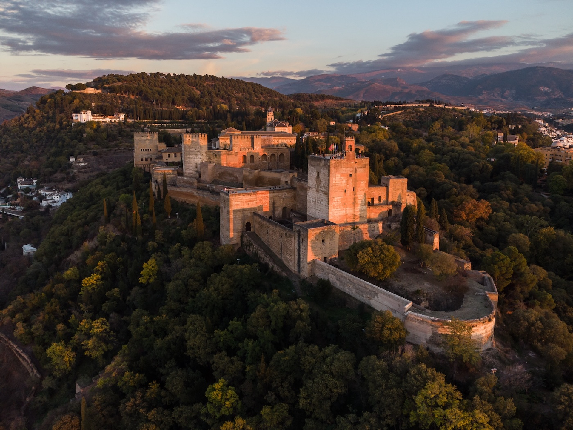 AsiaTravel-1743082735