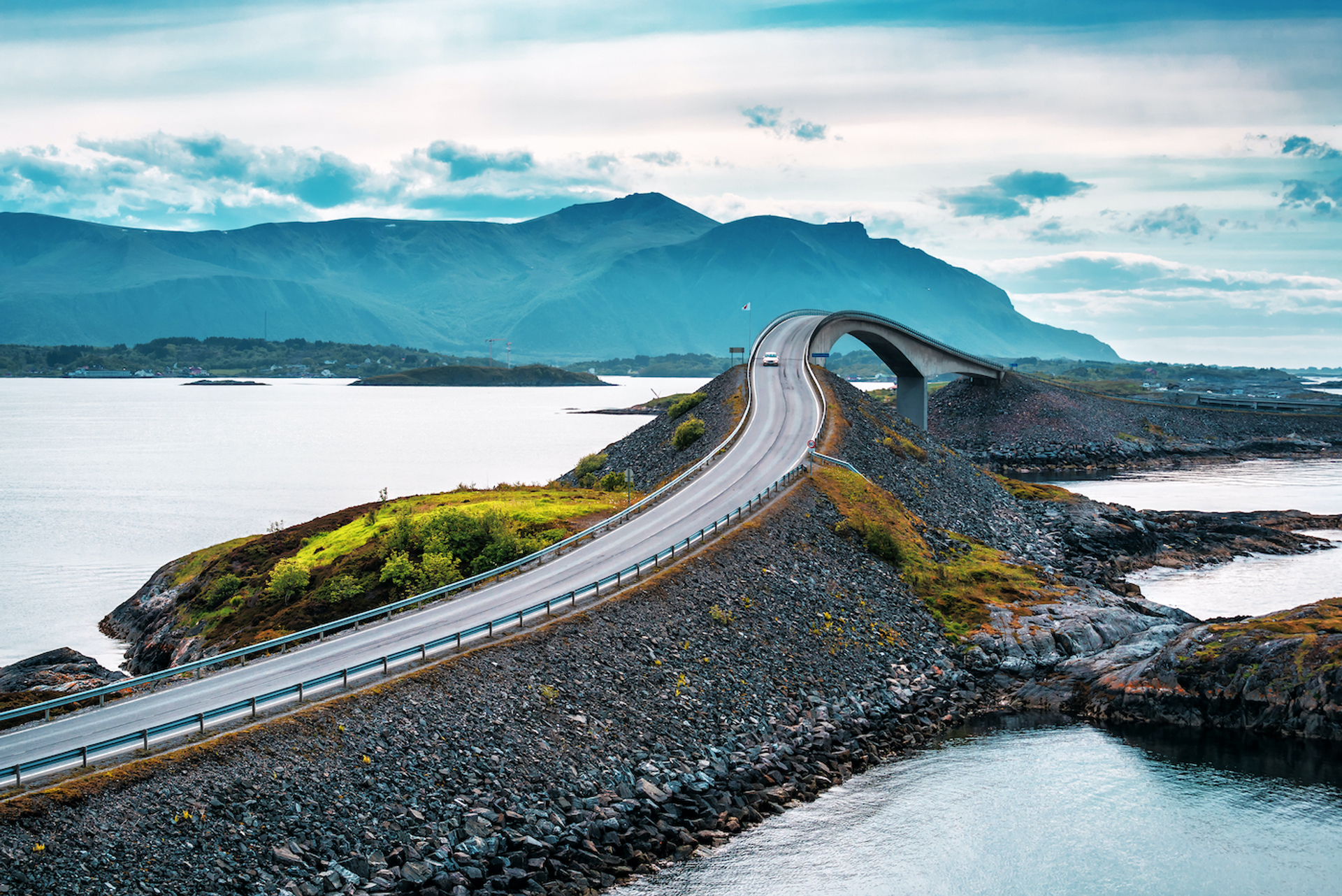 shutterstock_1482226973-1635510328