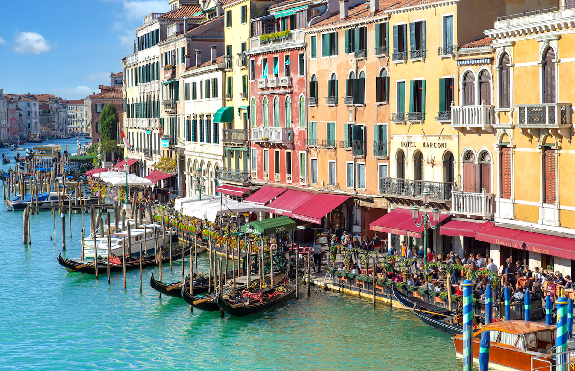 shutterstock_eskystudio-1641889611