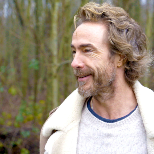 Het reisdilemma: Chris gaat op zoek naar antwoorden in wild Nederland