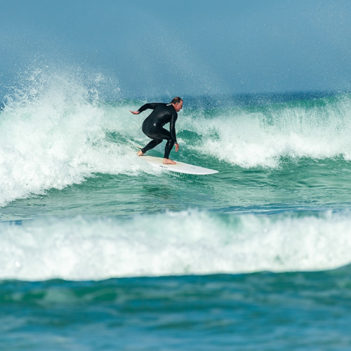 Dit zijn de beste surfspots in het Verenigd Koninkrijk
