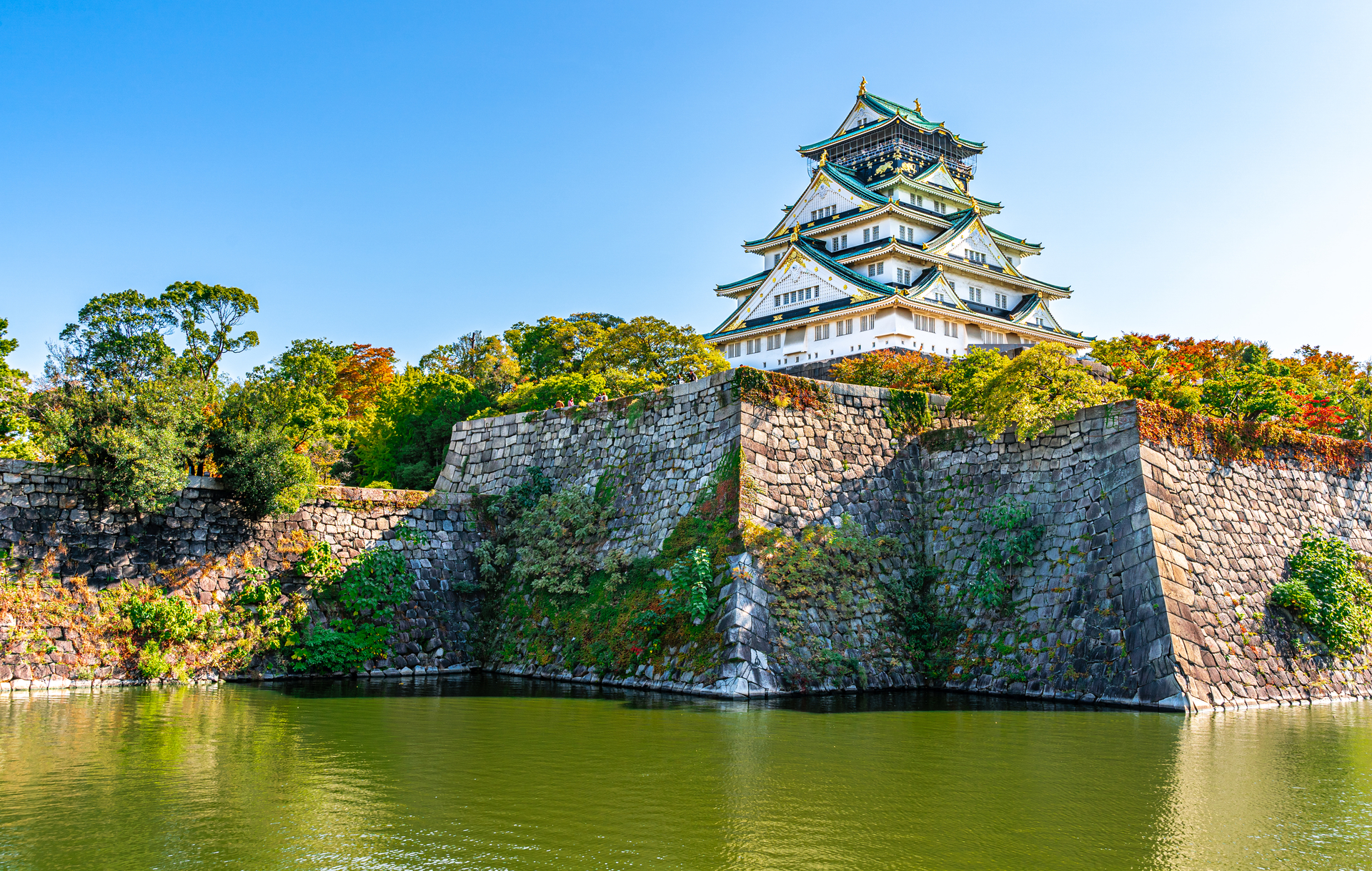 3OR_Osaka_Castle-1664963815