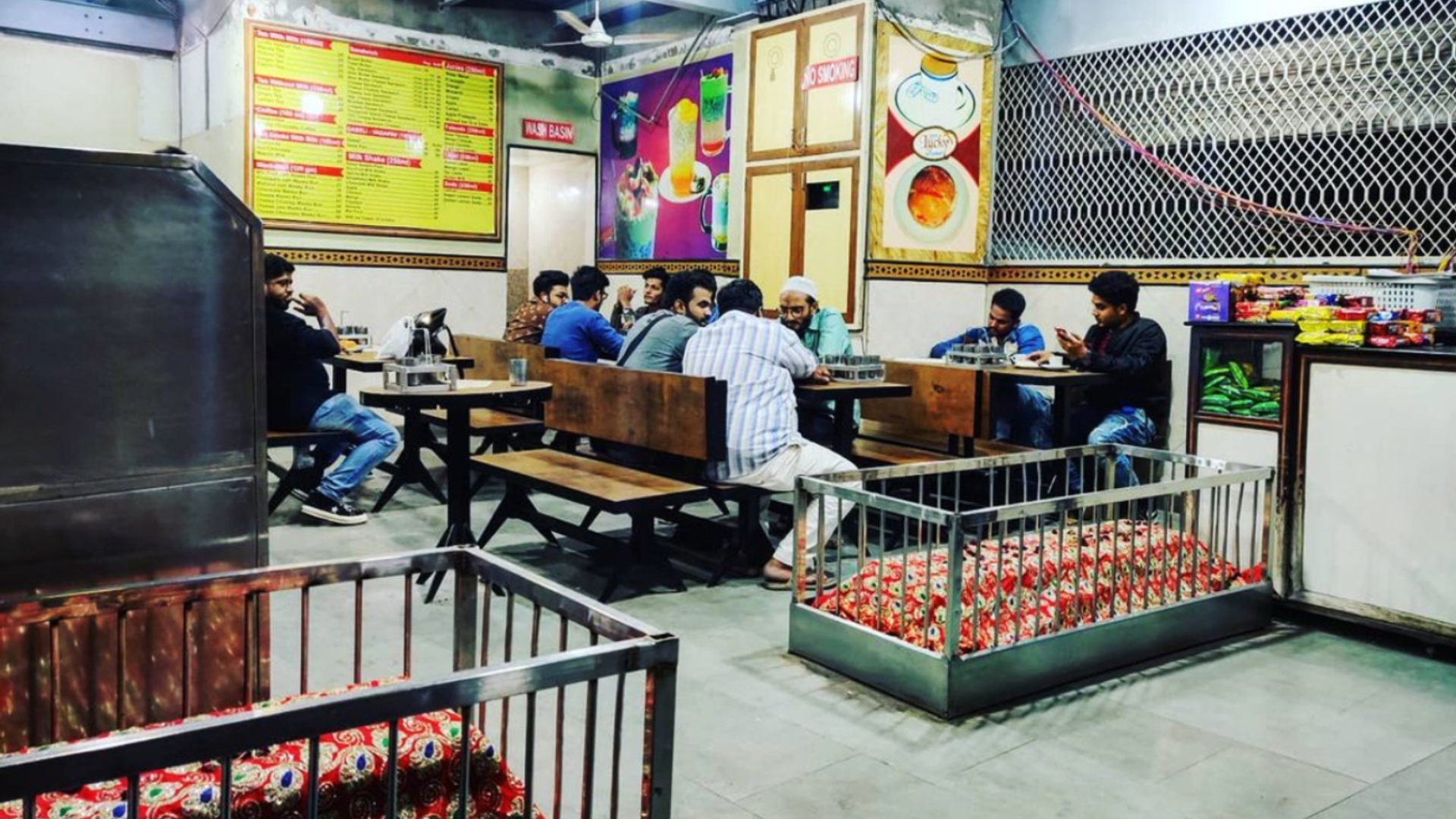 3OR_The_New_Lucky_Restaurant_Ahmedabad_India-1655381582