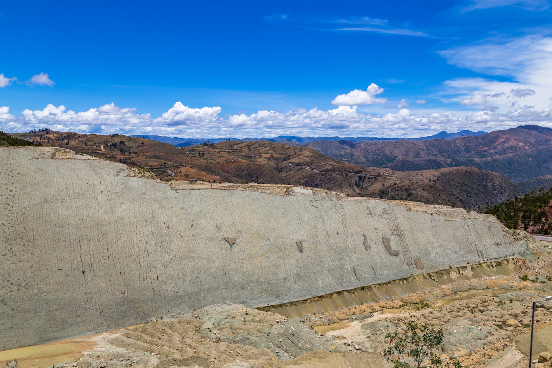 shutterstock_767652049-1626175577