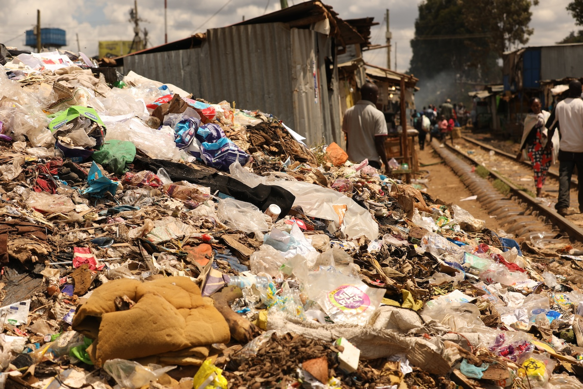 Kenia_Luvin_Yash-1744292260