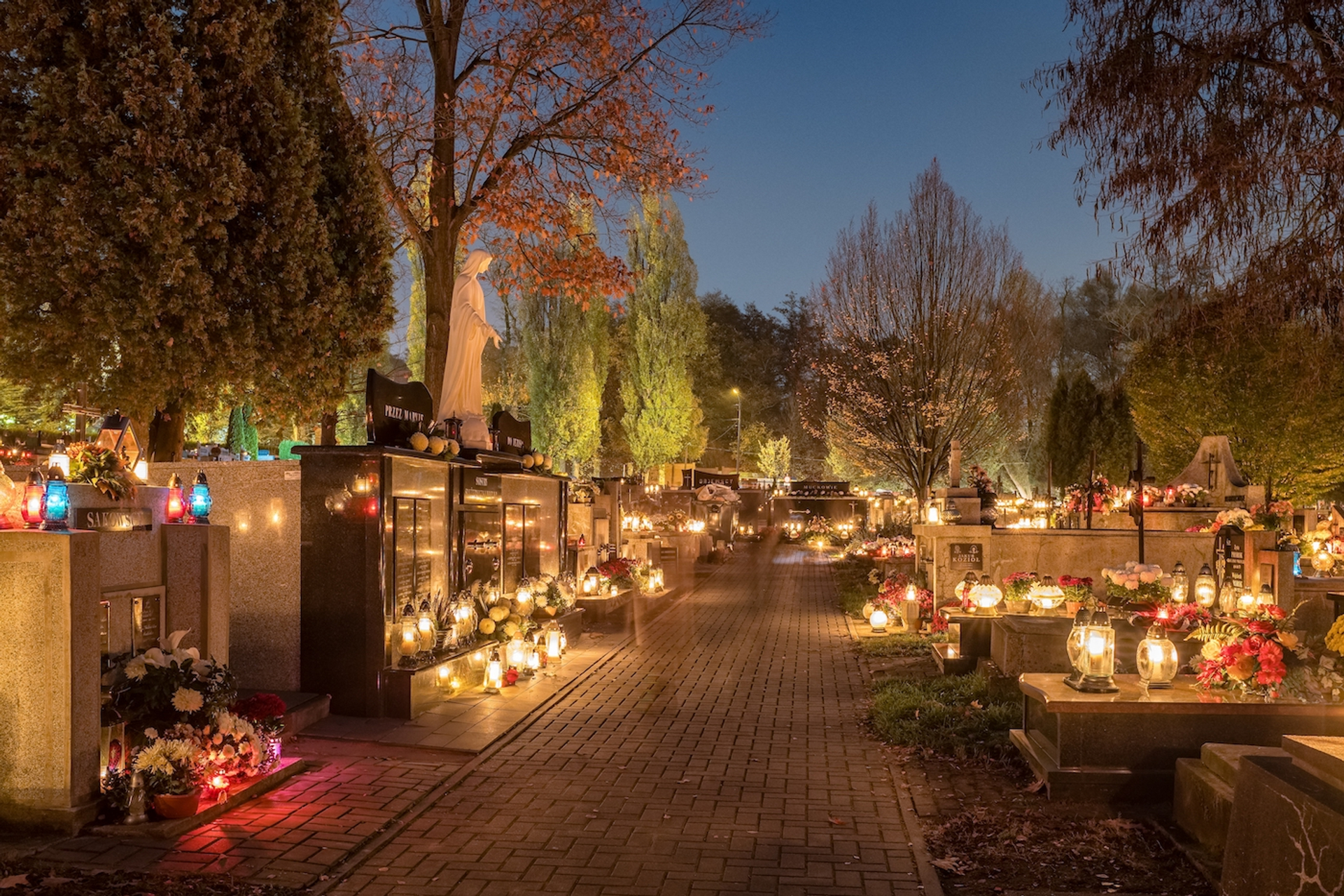 Mazur_Travel___Shutterstock.com-1702478693