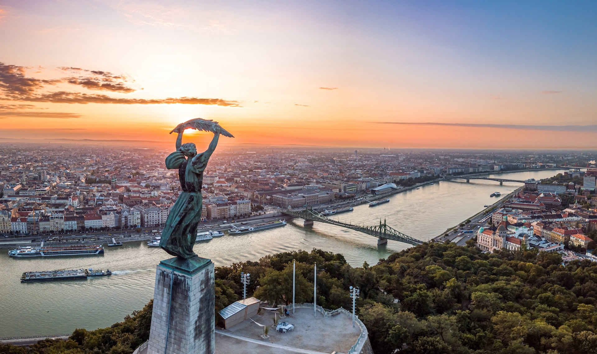 LostintheCity-1753370365