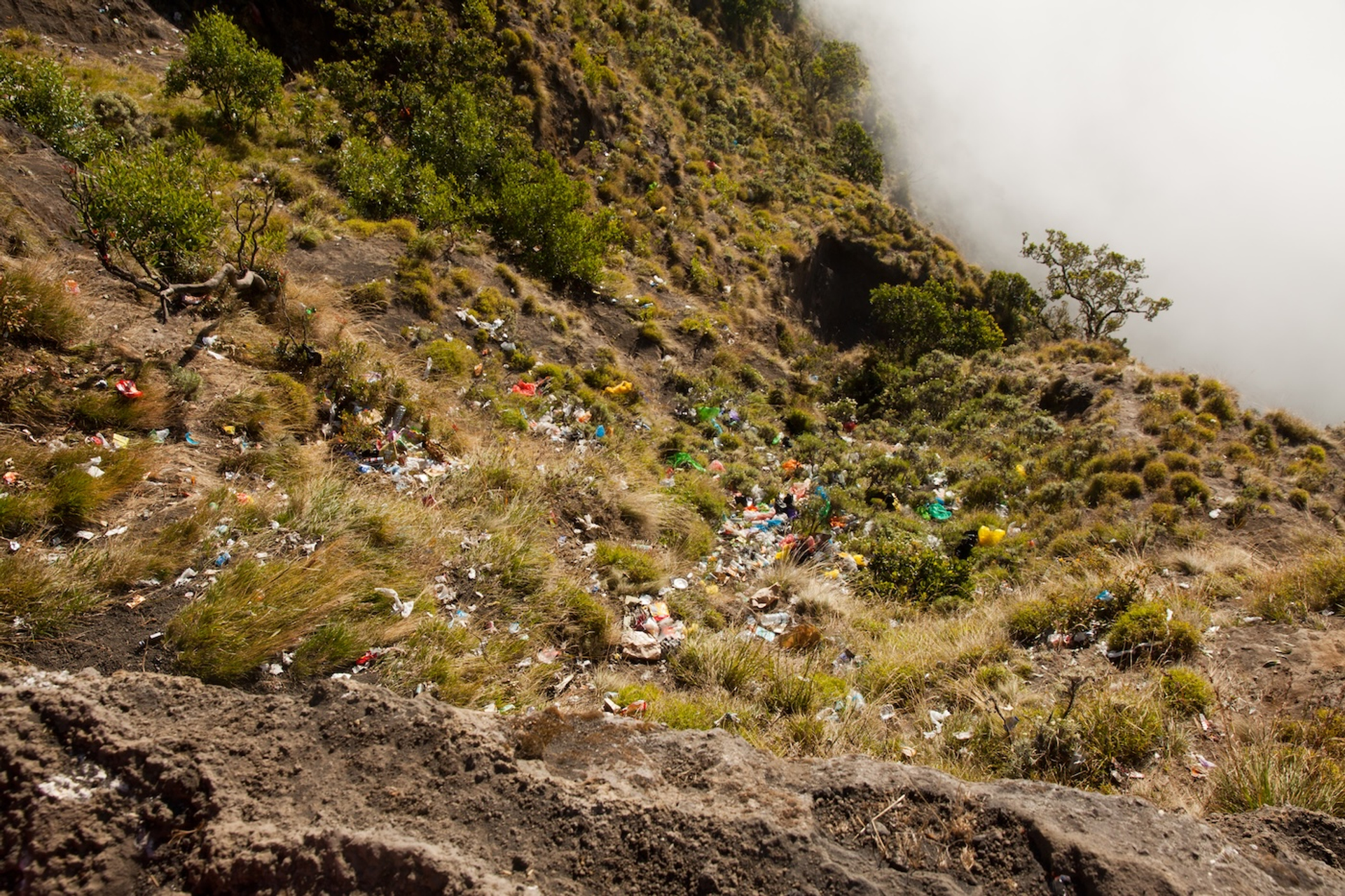 Rinjani_maxontravel-1746707615