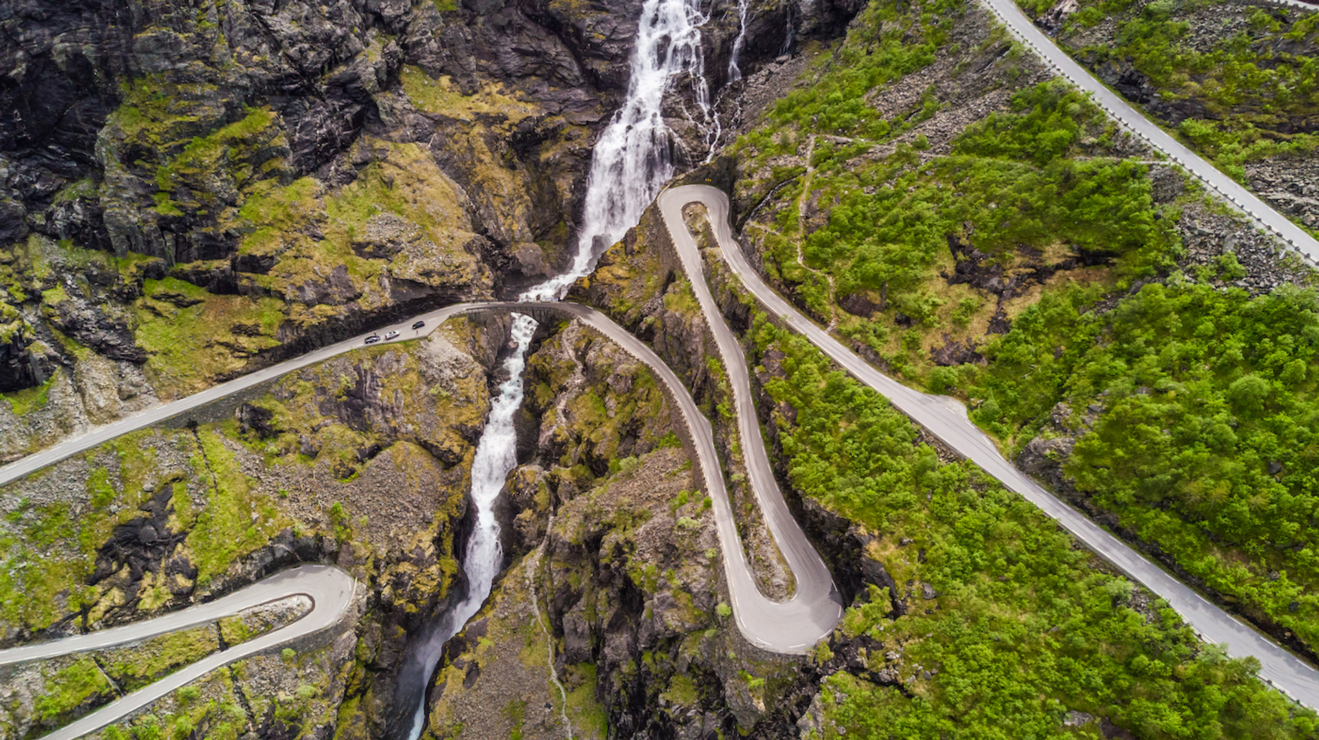 F8_studio-1654002547