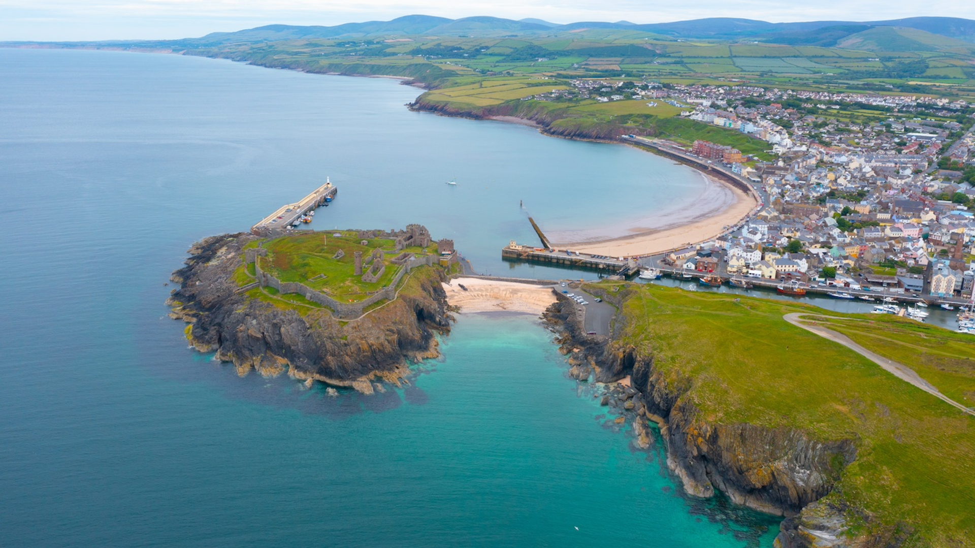 shutterstock_2169534299-1716976865