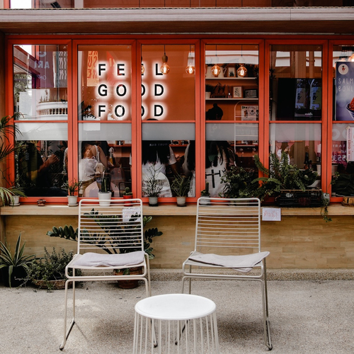 Oog van de storm: Ari is een oase van rust in het drukke Bangkok