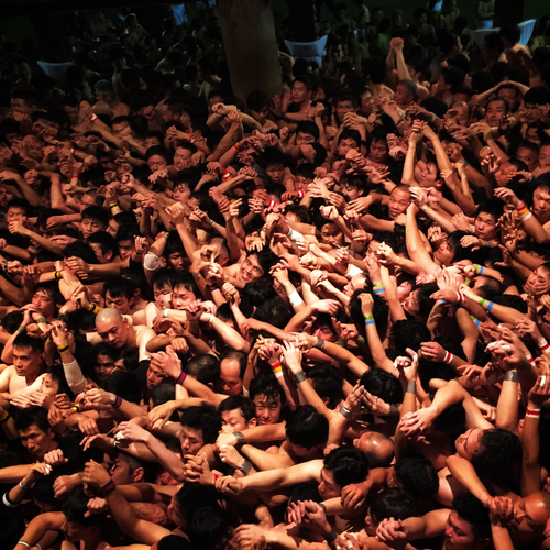 Eeuwenoud festival met rondrennende naakte mannen dreigt te verdwijnen