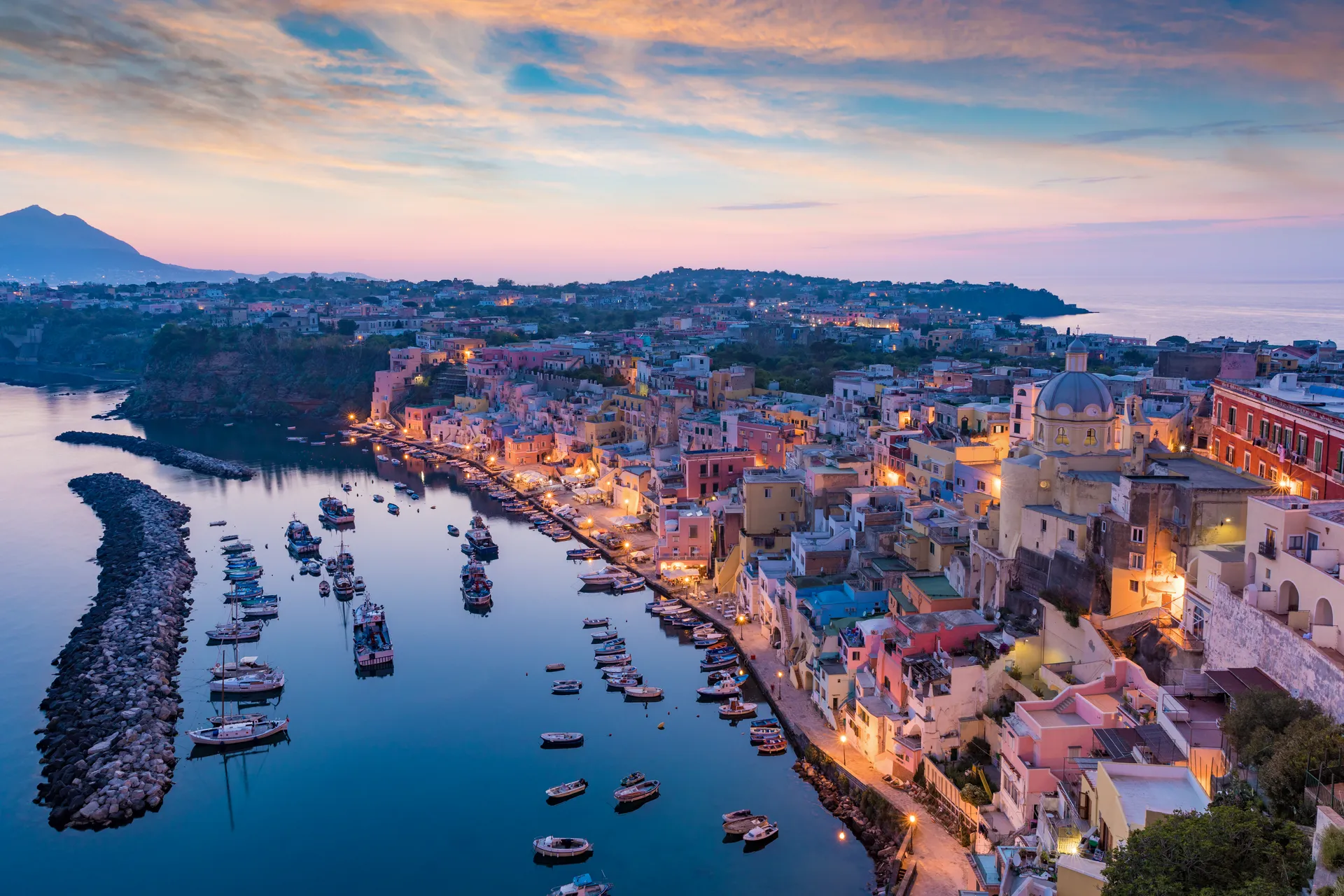 shutterstock_1104302243-1616085799