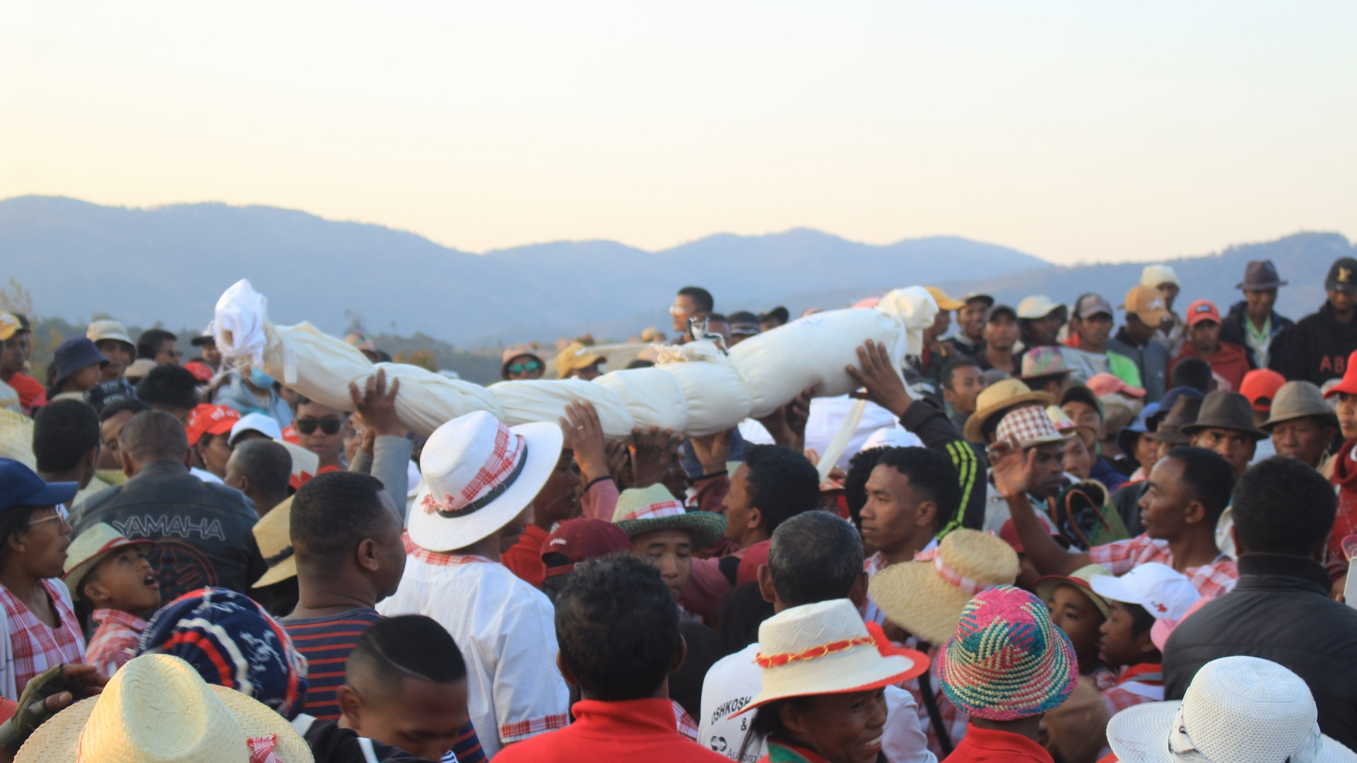 Famadihana_MPMF24-1729015616