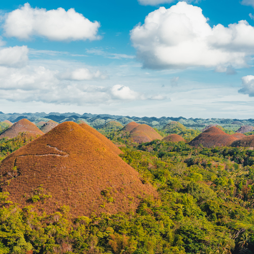 Wat hebben de Filipijnse Chocolate Hills met chocolade te maken?