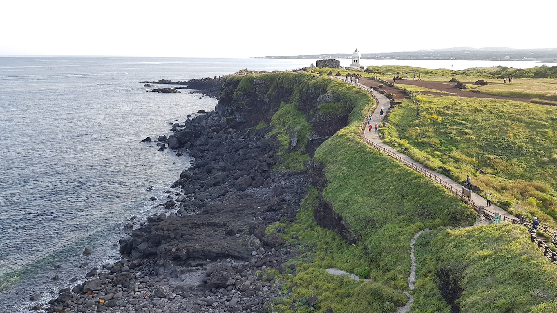 shutterstock_2409882391-1733822946