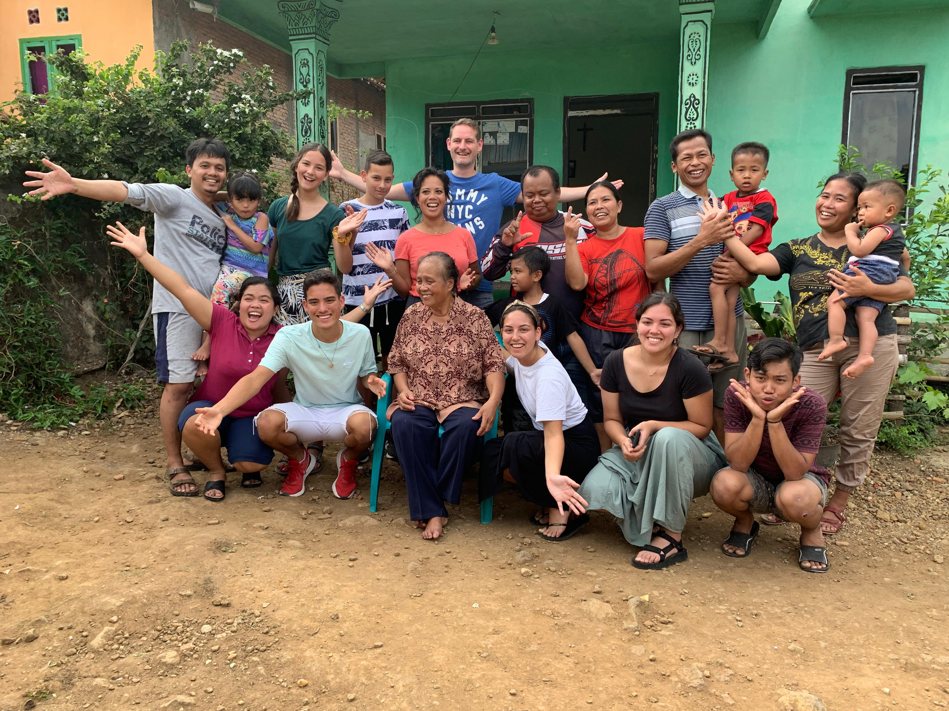 8._Familiefoto_2-1725020066