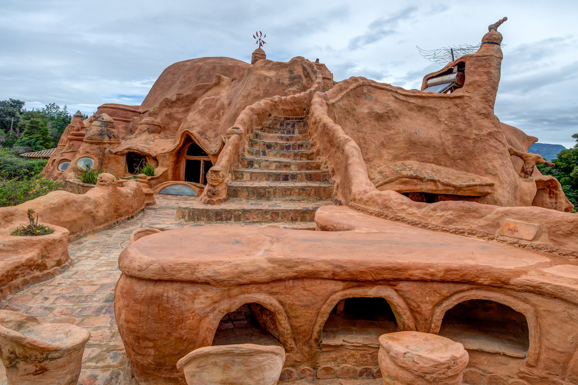 Nowaczyk___Shutterstock.com-1687943424