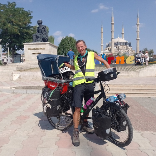 Op reis als lhbtqia+’er: “Ik ben liever met gevaar voor mijn leven op reis dan dat ik thuiszit”