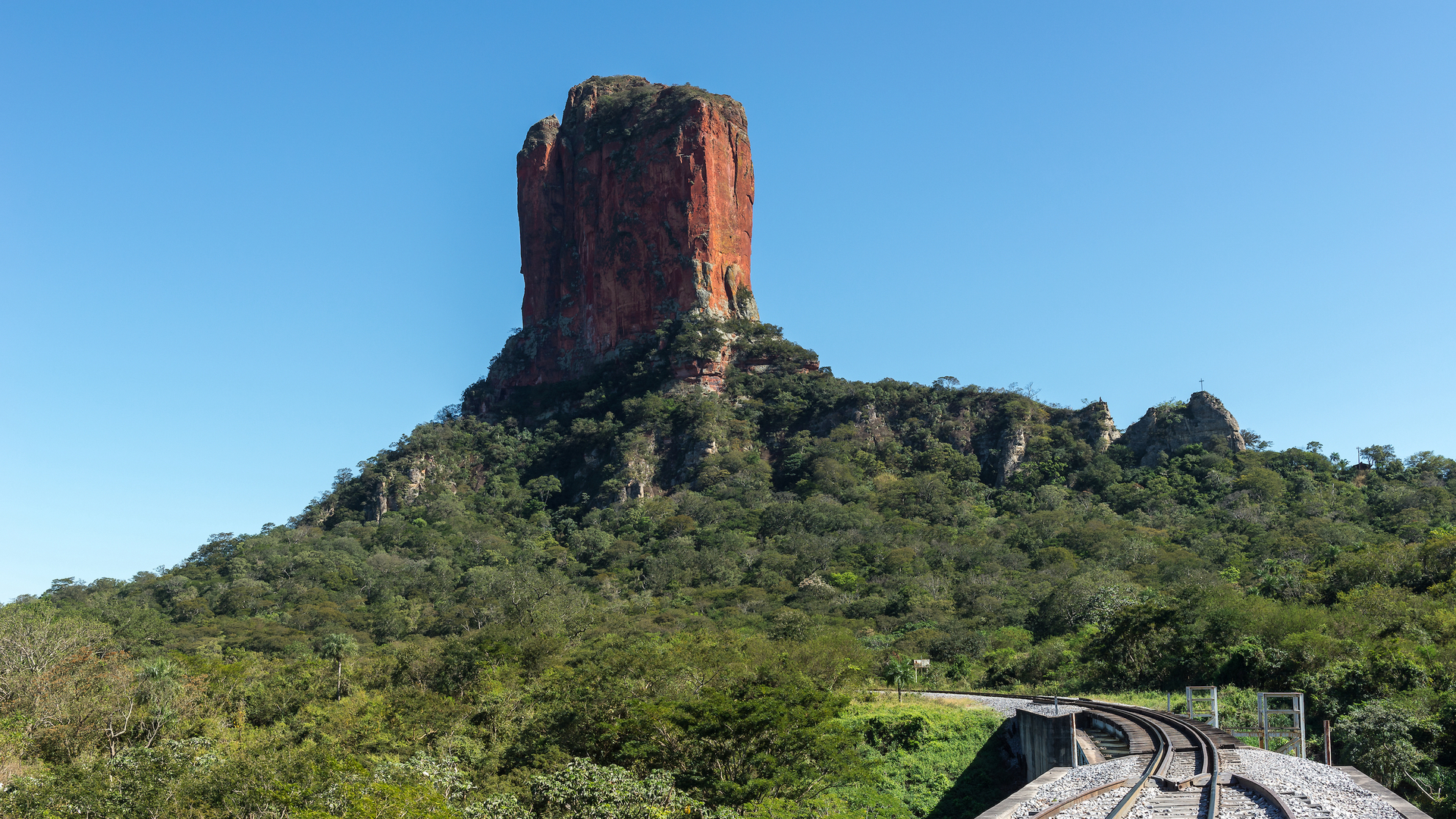 Noradoa_5___Shutterstock.com-1675342422