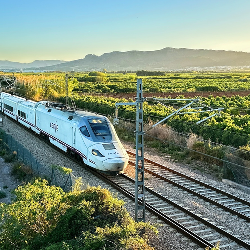 Vliegensvlug door Spanje: waarom dit vervoermiddel je nieuwe, beste reismaat is