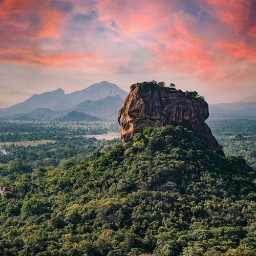 Sri Lankaanse Leeuwenrots: historische goudmijn of oud sekspaleis van Koning Kashyapa?
