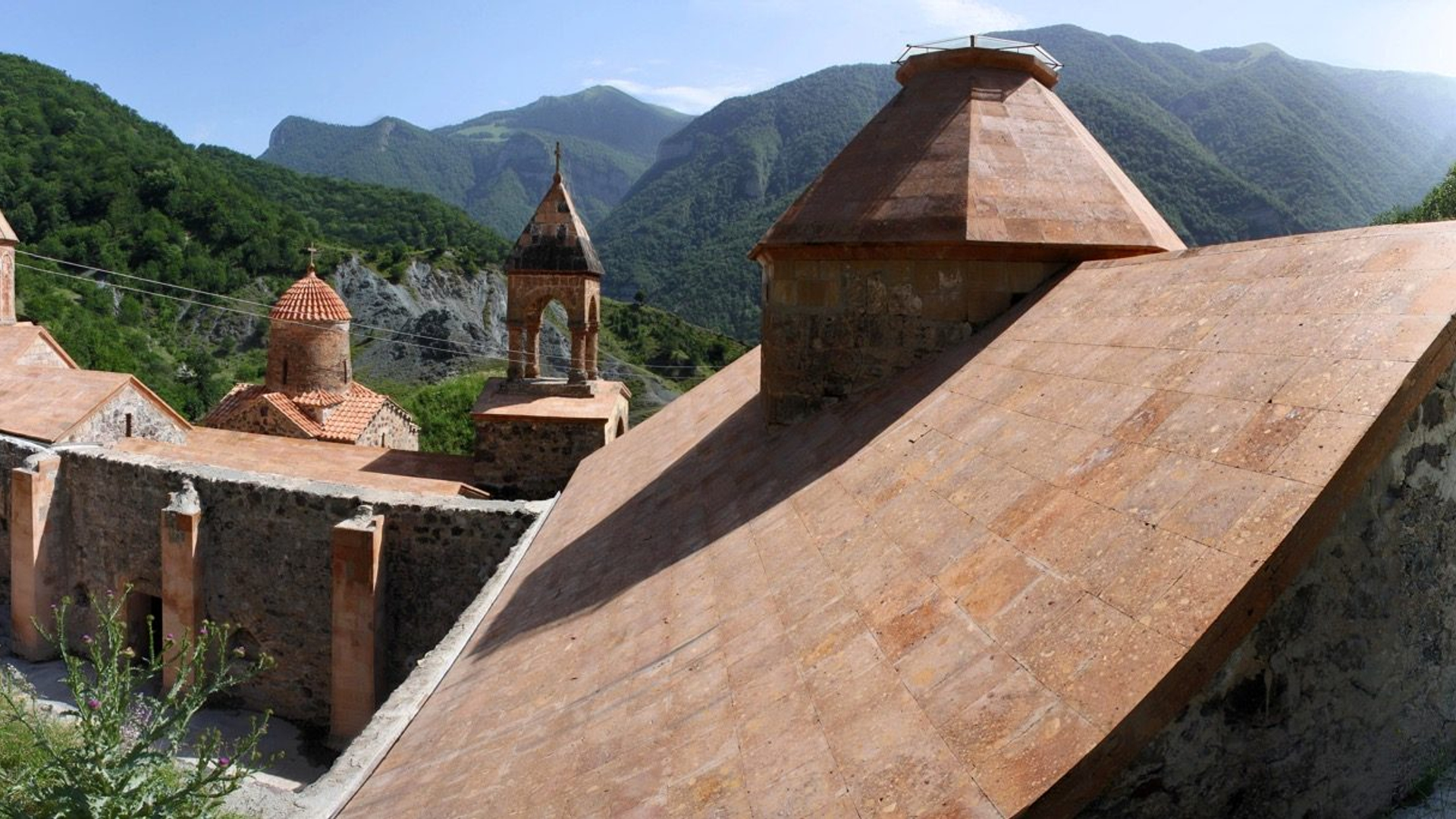 a9f35b37-2b65-46e8-a395-9d2c836fc8c7-1605102252