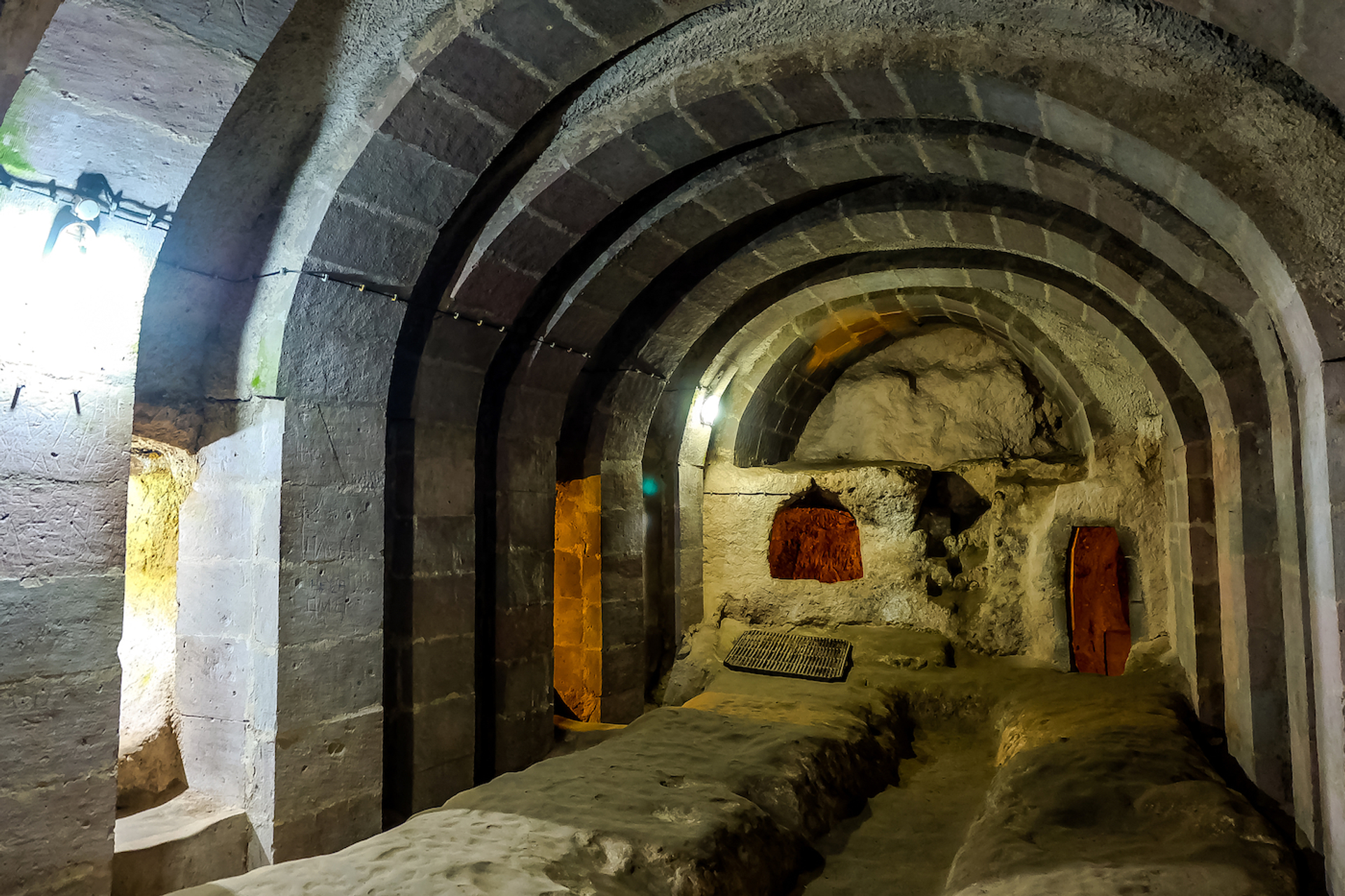 Mister_Knight-1641454622