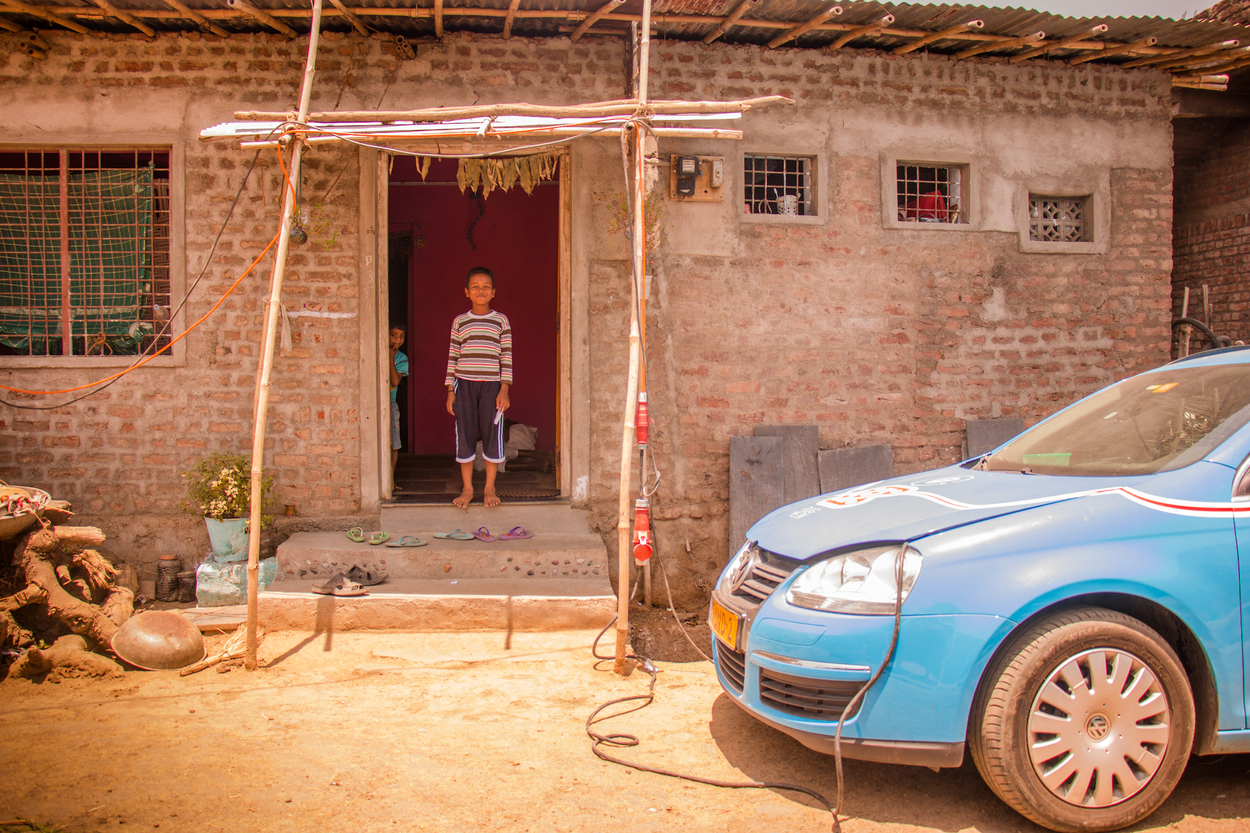 Wiebe auto opladen India