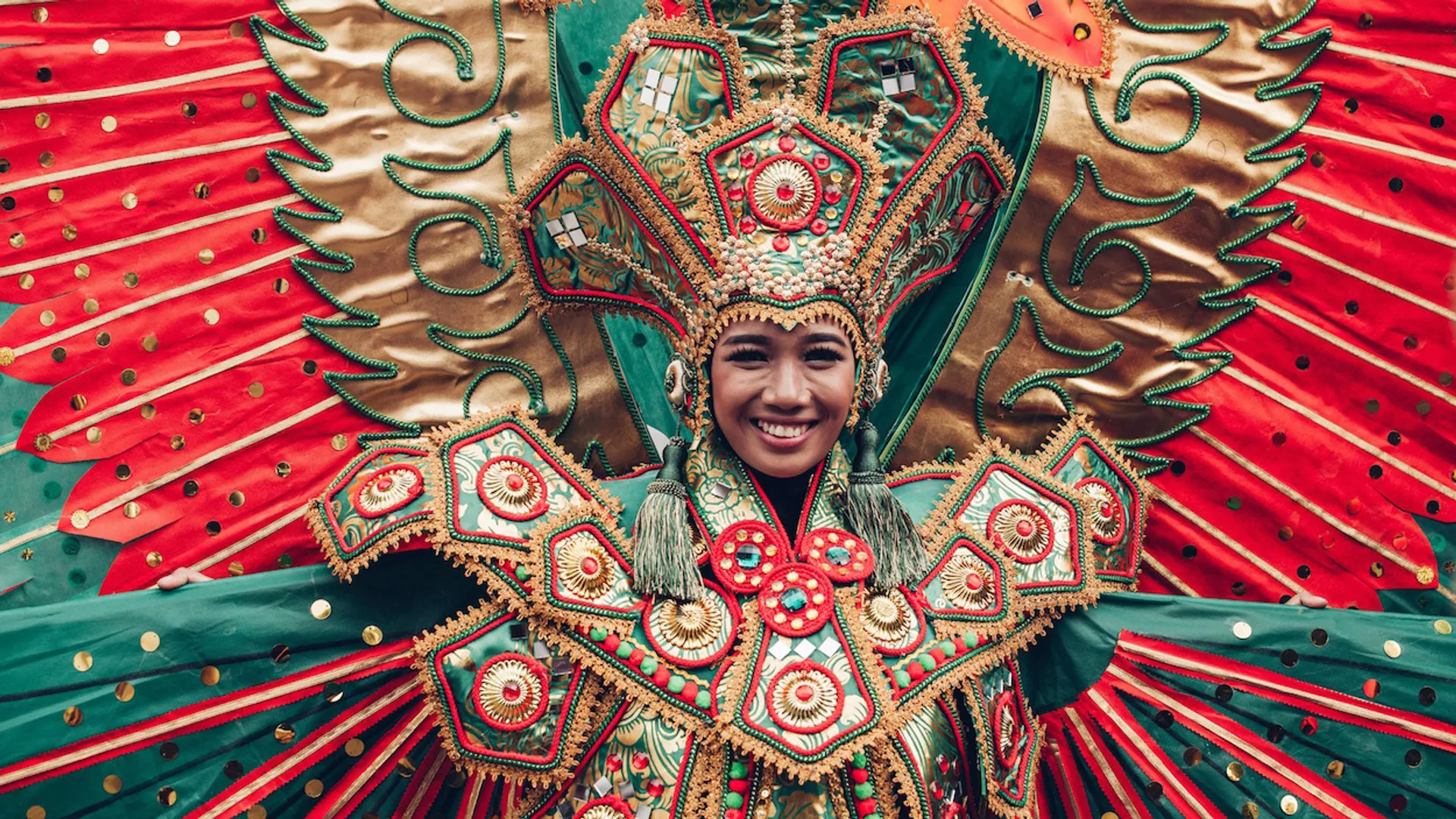 Afbeelding van De bizar mooie kostuums van het Ati-Atihan festival