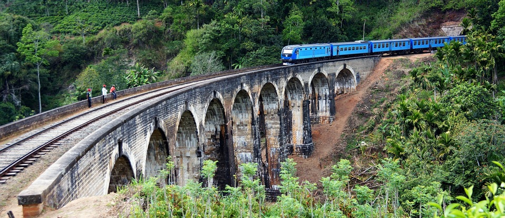 srilanka_train2