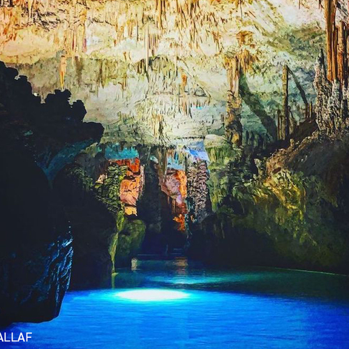 De grootste druipsteengrotten van het Midden-Oosten zitten vol natuurlijke kunstwerken